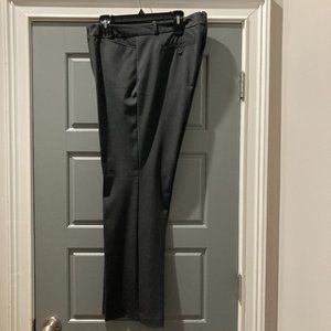 Worthington Women 16W Black Trousers
